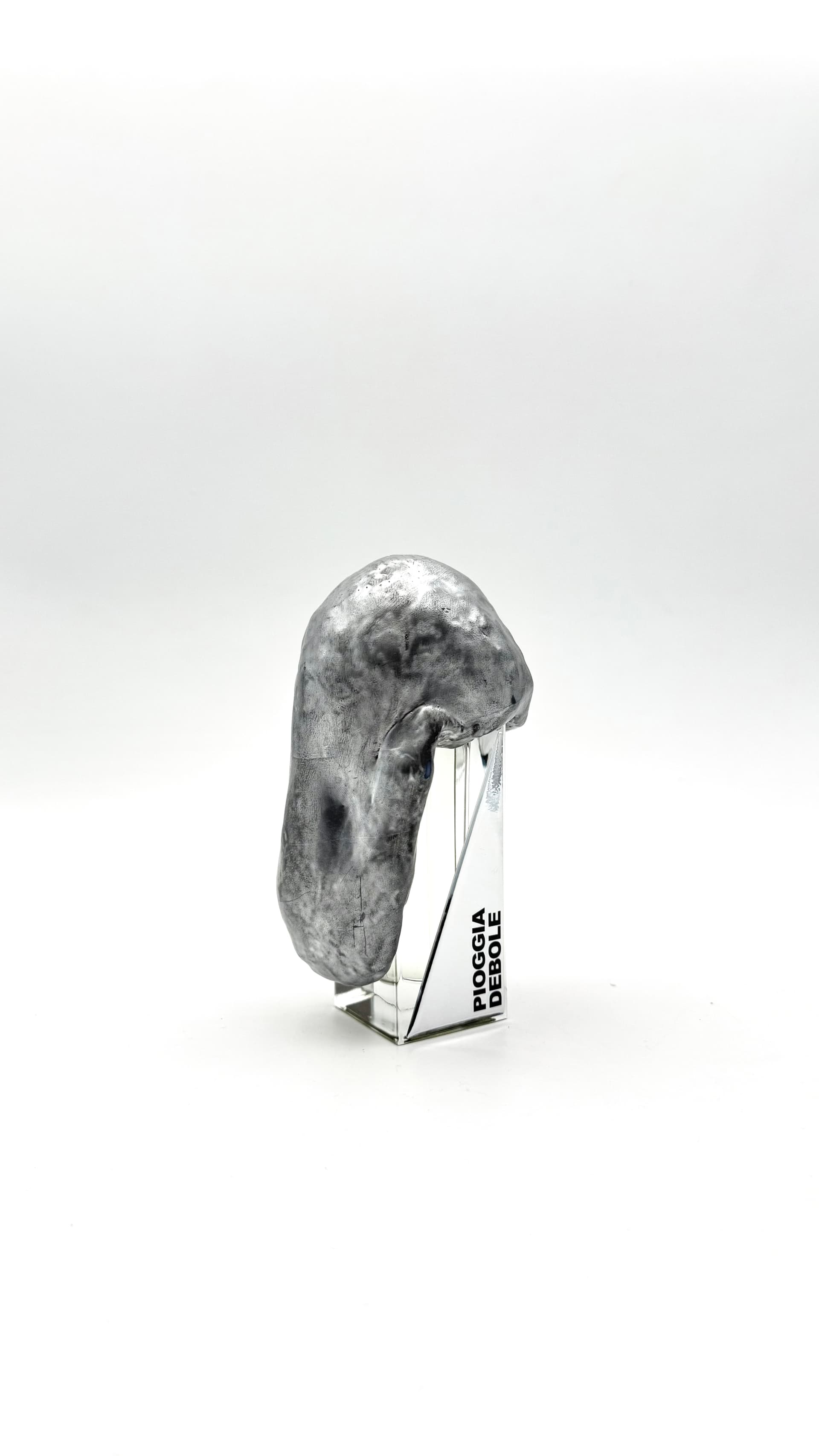 Pioggia Debole bottle