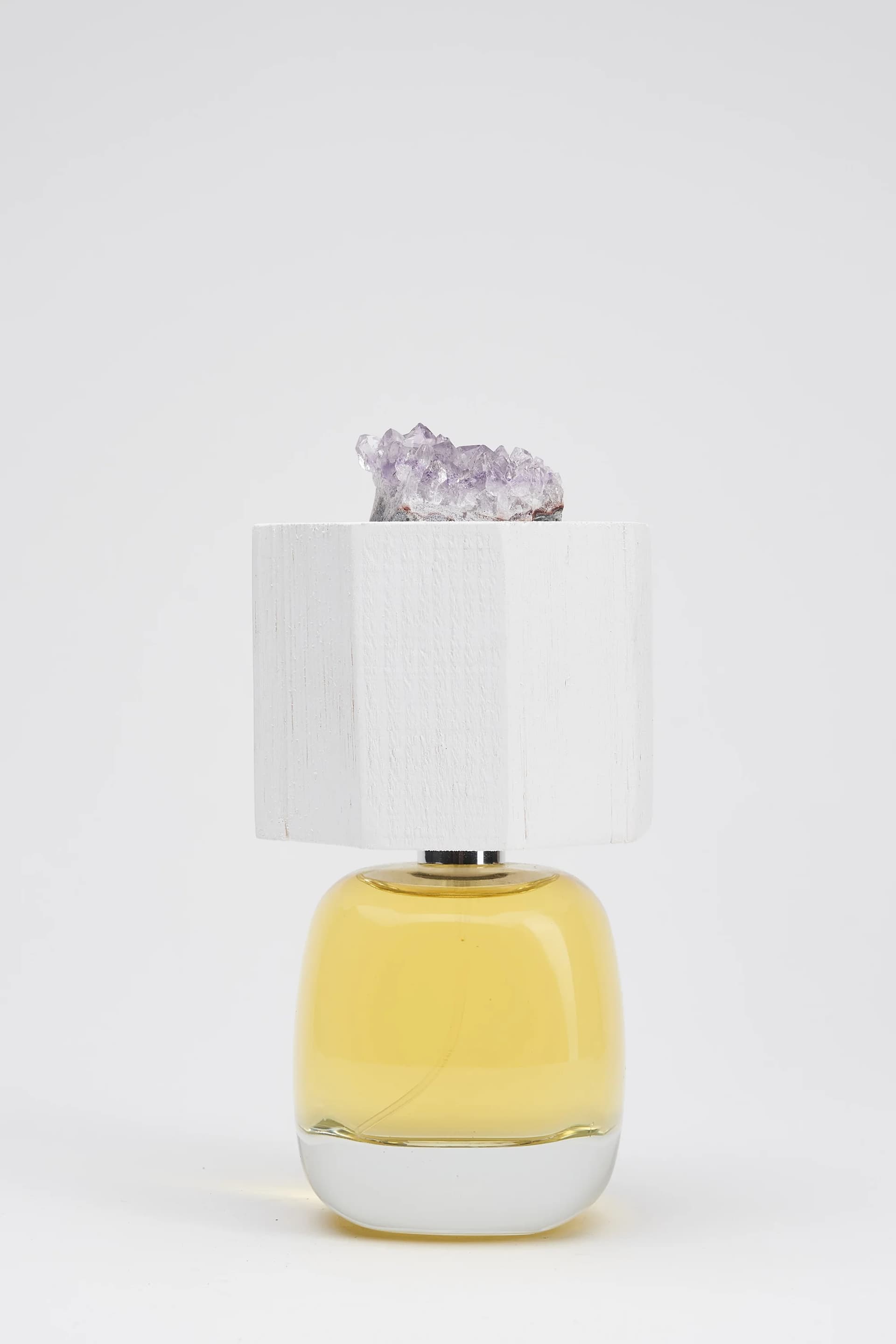 Lux Visionaria bottle