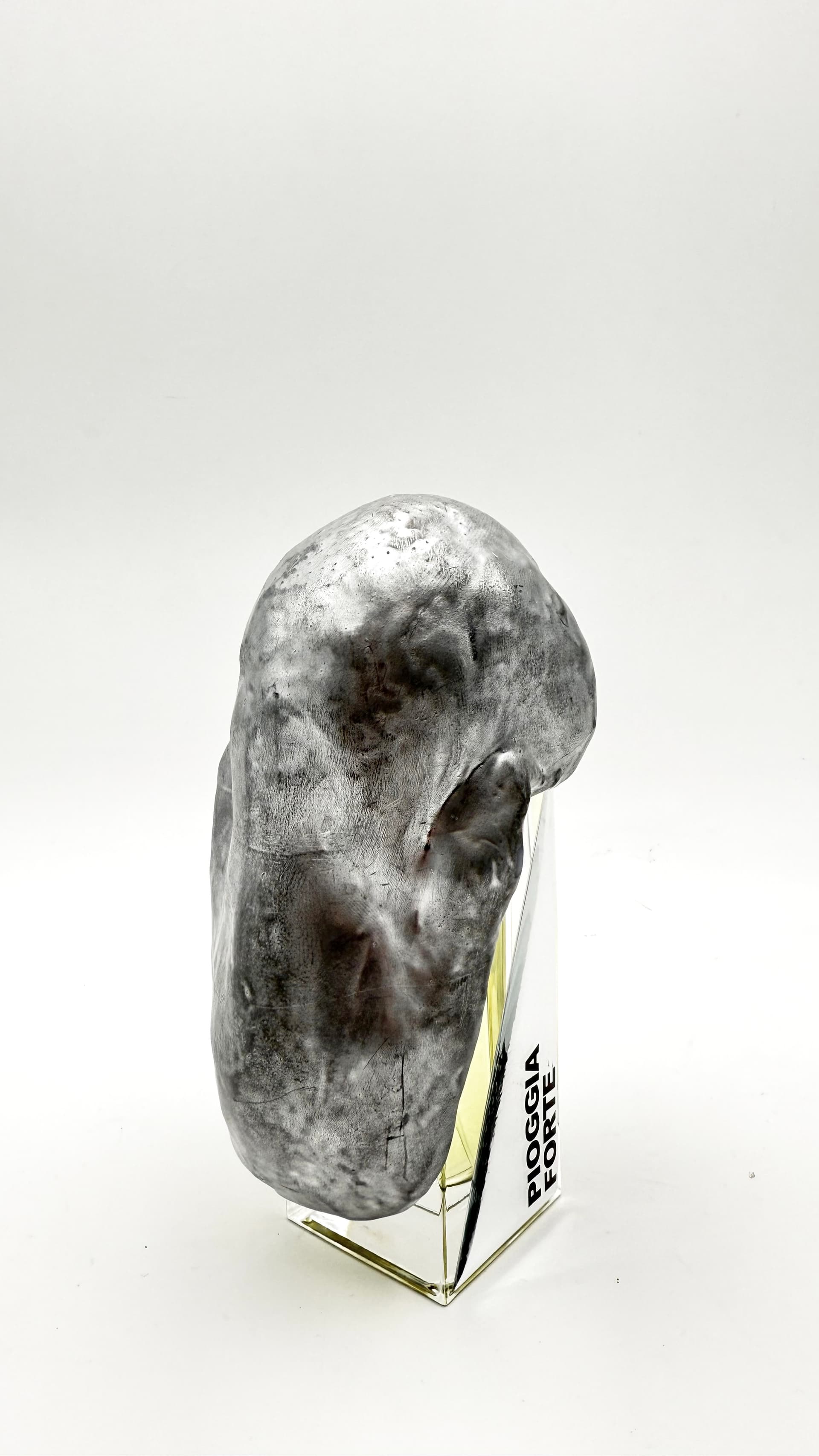 Pioggia Forte bottle