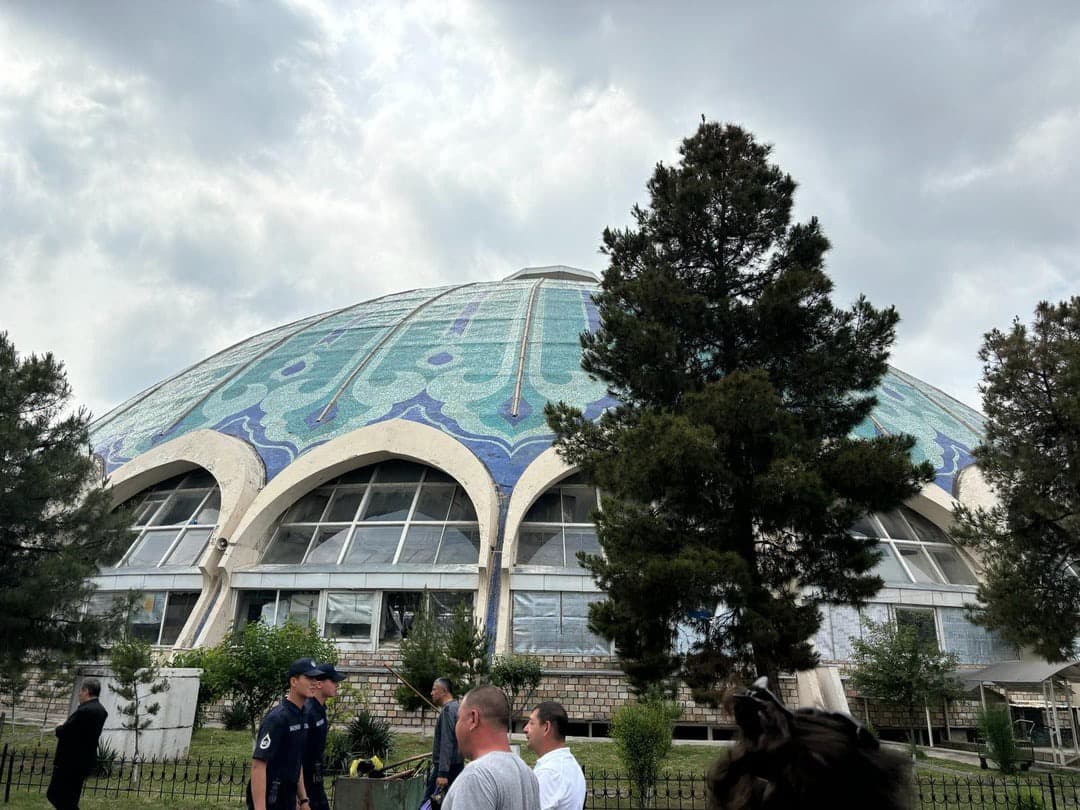 Concrete Dreams, Silk Road Hues - Image 2